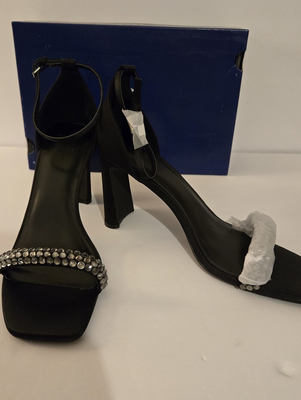Apt 9 Womens New Oshay Black Embellished One Band Sandals/Heels Size 9.5